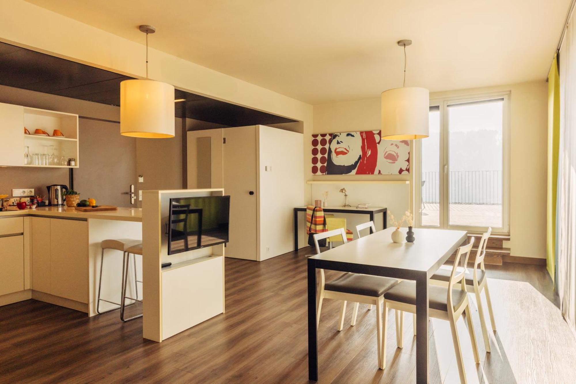 Harry'S Home Hart Bei Graz Hotel & Apartments Eksteriør bilde