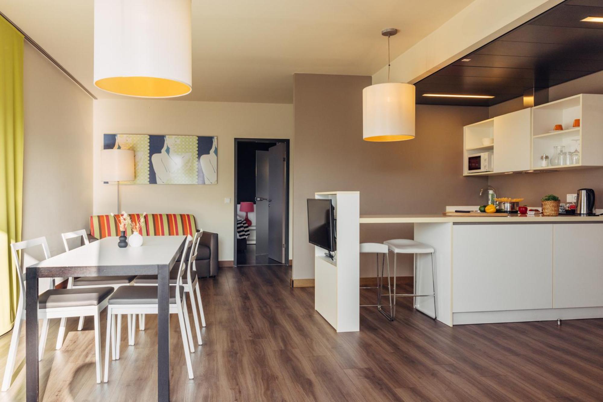 Harry'S Home Hart Bei Graz Hotel & Apartments Eksteriør bilde
