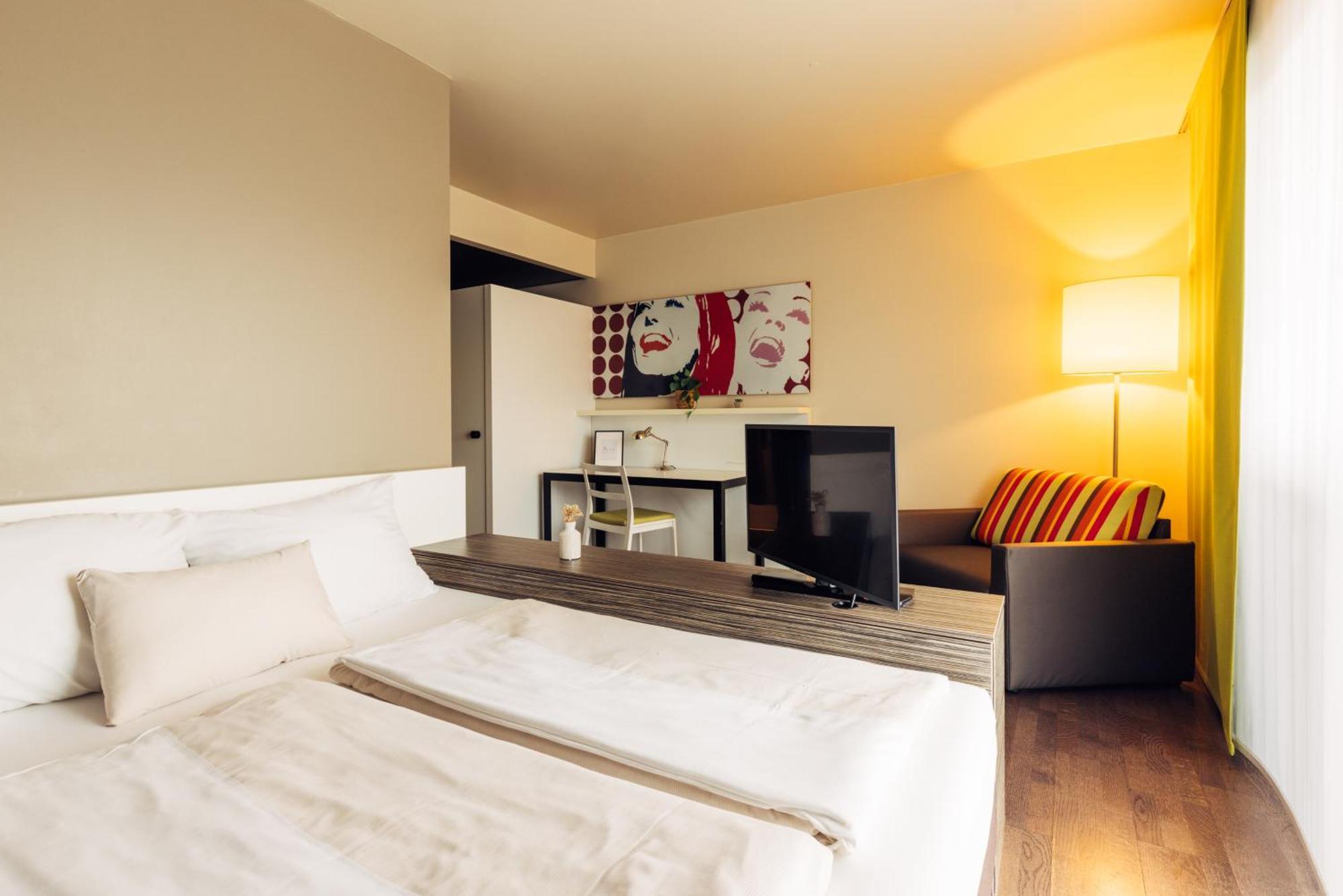 Harry'S Home Hart Bei Graz Hotel & Apartments Eksteriør bilde